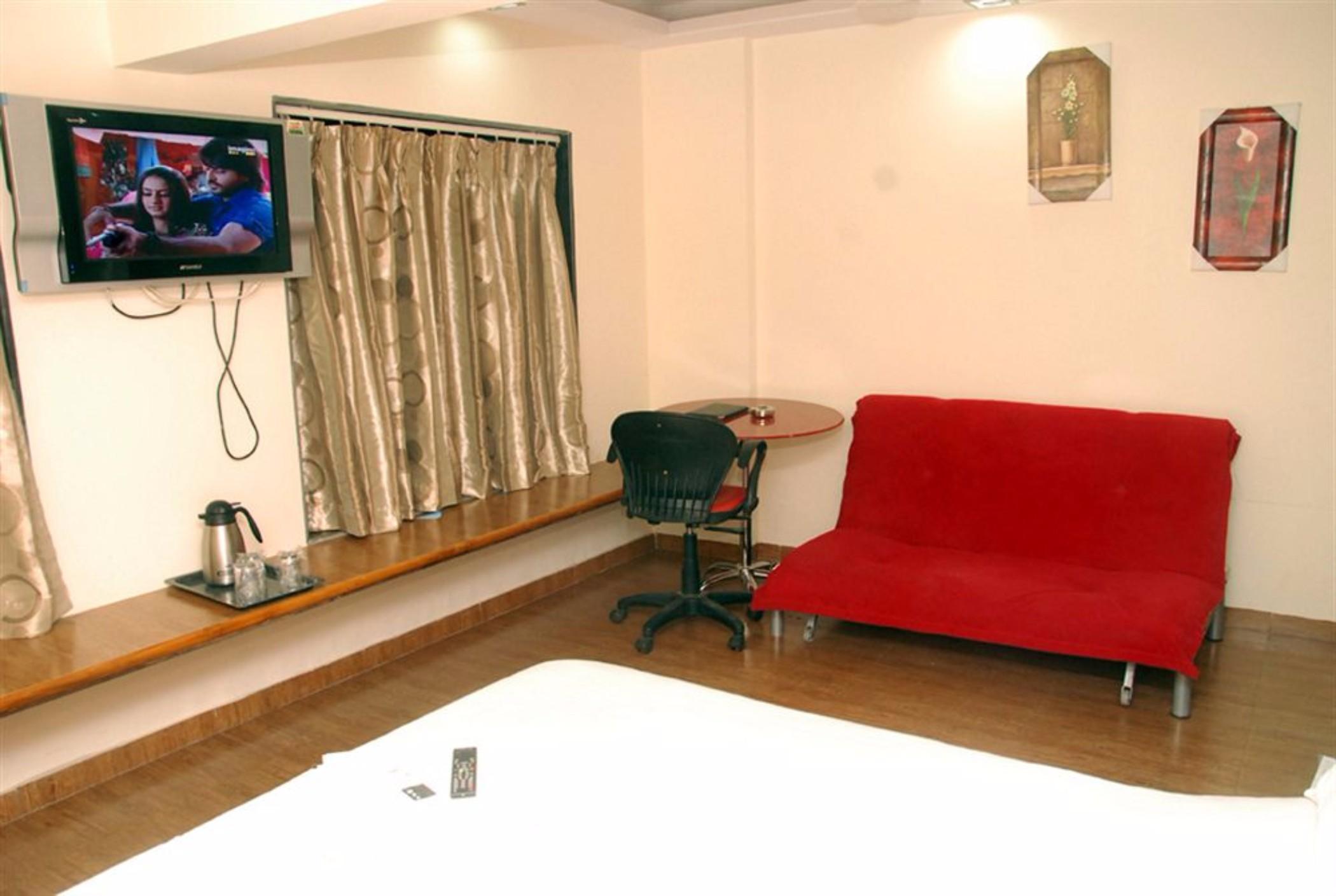 Hotel Arma Court - Near Us Embassy, Bkc Mumbai Exterior photo