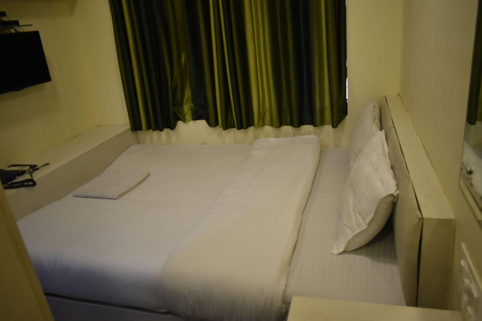Hotel Arma Court - Near Us Embassy, Bkc Mumbai Exterior photo